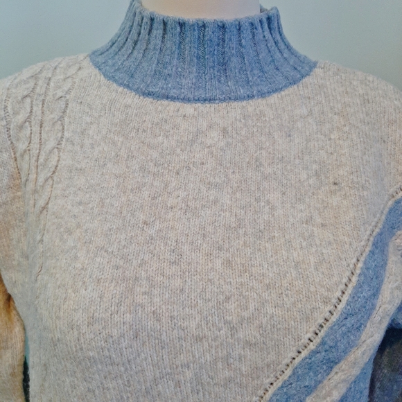 🅱️🅾️G🅾️! thick winter blue beige knits sweater - Picture 3 of 5
